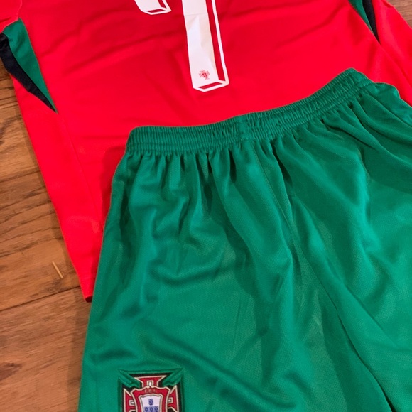 Ronaldo Portugal Kids Soccer Jersey Youth Size Large 28 - Age 10-11 - New w/tags - Picture 3 of 5